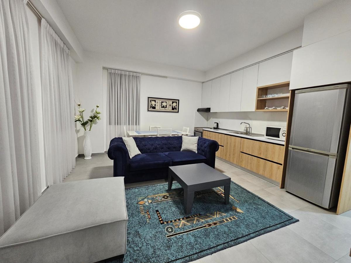 Daily Apartment In Center Tirana Exterior foto