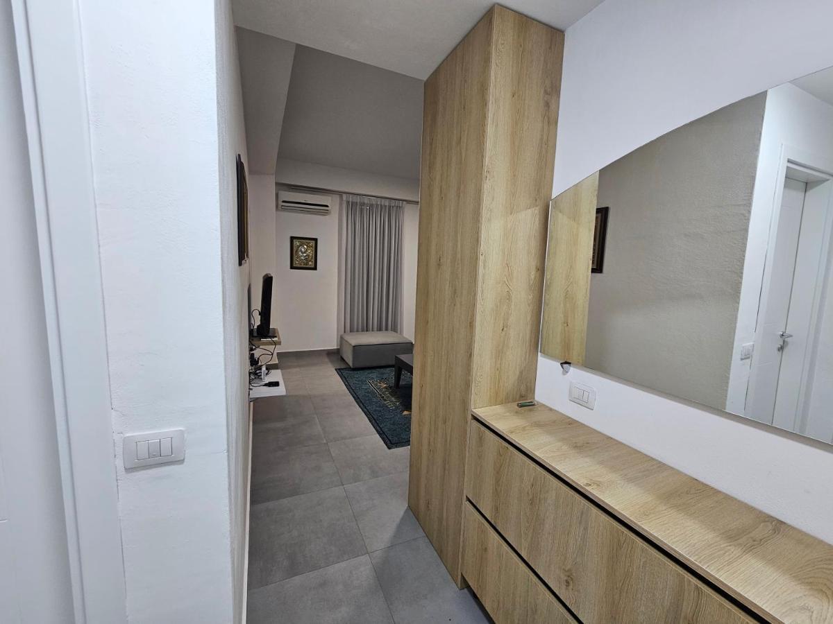 Daily Apartment In Center Tirana Exterior foto
